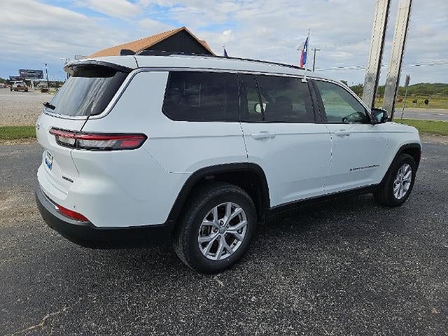 Used 2022 Jeep Grand Cherokee L Limited RWD image 8