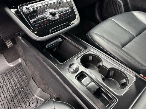 Used 2022 Lincoln Corsair FWD image 14