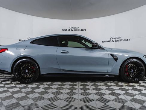 Used 2023 BMW M4 Coupe w/ Executive Package image 4