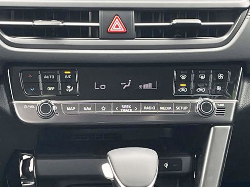 New 2026 Kia Seltos EX FWD image 15