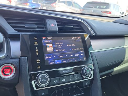 Used 2017 Honda Civic Touring image 17