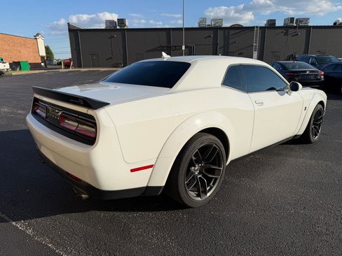Used 2022 Dodge Challenger R/T Scat Pack RWD image 5