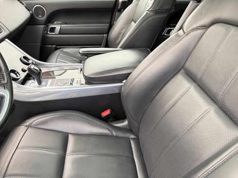 Used 2019 Land Rover Range Rover Sport HSE AWD/4WD image 19