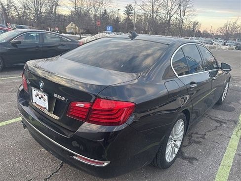 Used 2015 BMW 528i xDrive Sedan image 6