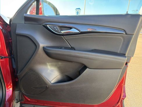 Used 2023 Buick Envision Essence image 17