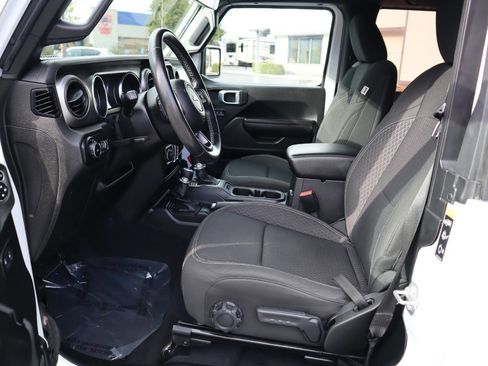 Used 2021 Jeep Wrangler Sport image 23