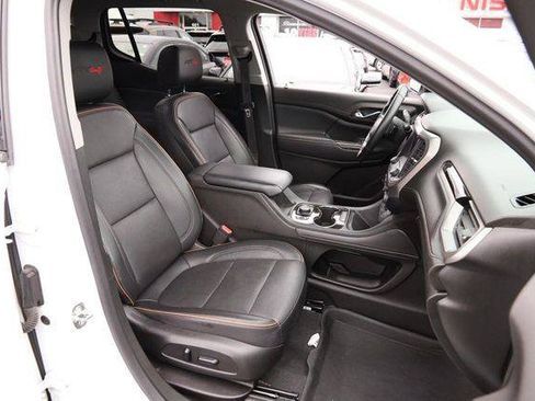 Used 2022 GMC Acadia AT4 AWD/4WD image 30