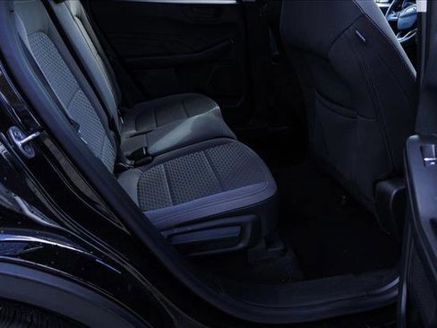 Used 2022 Ford Escape SE image 25