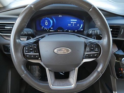 Used 2021 Ford Explorer Platinum w/ Equipment Group 601A image 19
