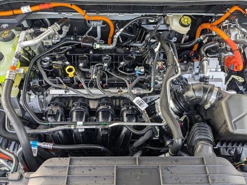 New 2025 Ford Escape SE image 15