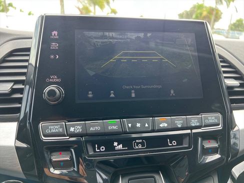 Used 2024 Honda Odyssey Touring image 14