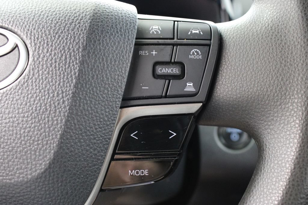 Used 2025 Toyota Camry LE FWD image 25