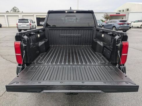 Used 2024 Toyota Tacoma TRD Sport image 12