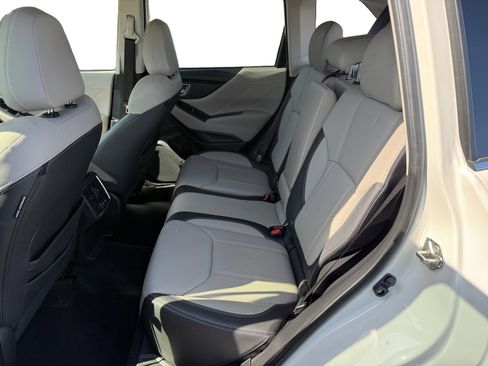 Used 2020 Subaru Forester Limited AWD/4WD image 16