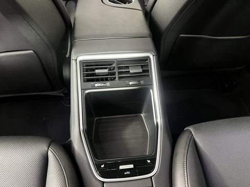 Certified 2019 Porsche Panamera 4 image 25
