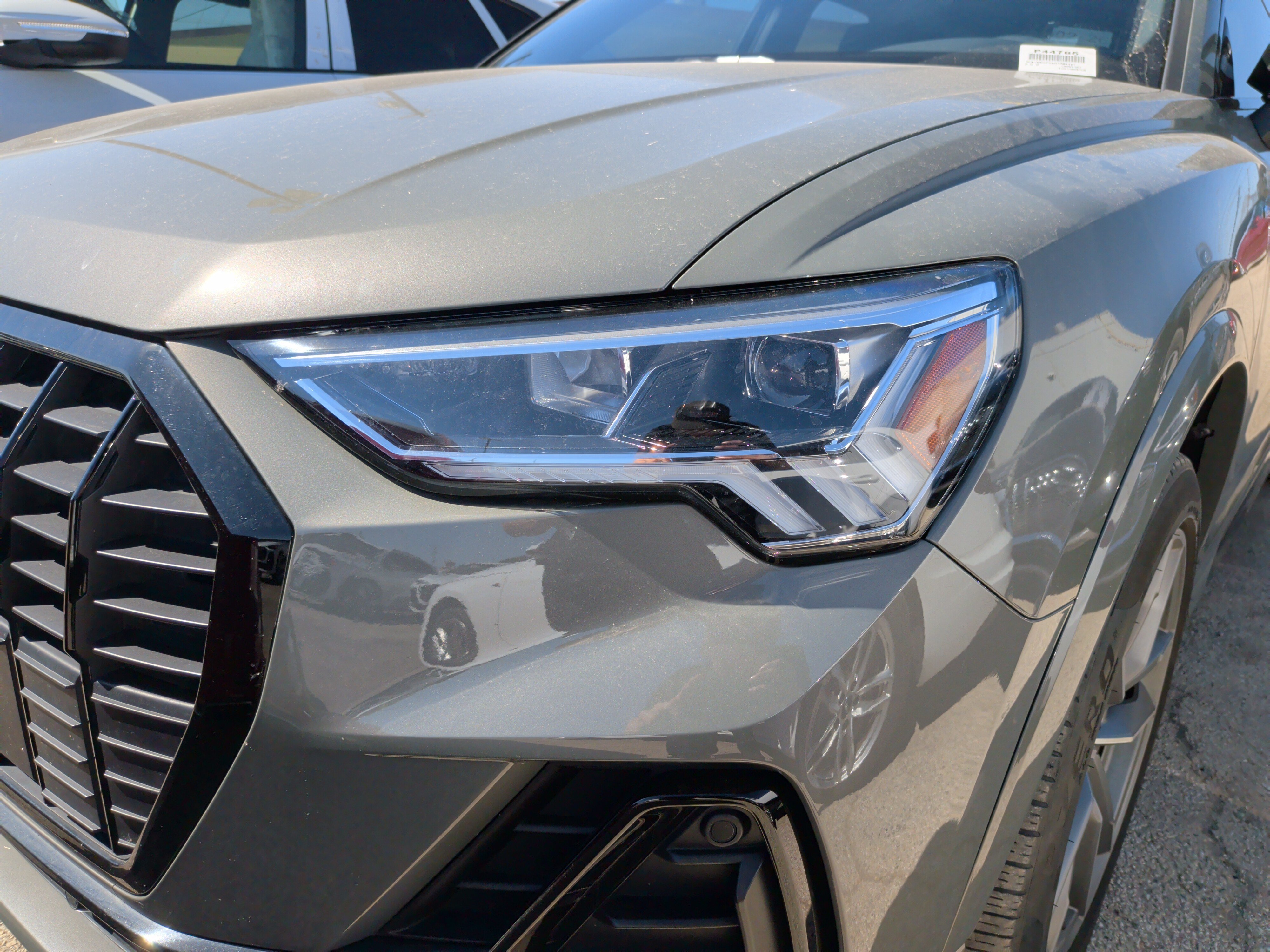 Used 2024 Audi Q3 2.0T Premium Plus w/ Premium Plus Package AWD/4WD image 6