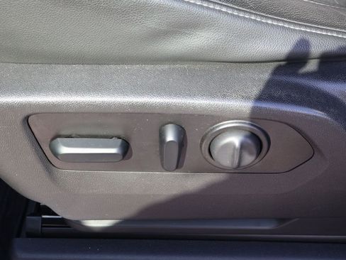 Used 2020 Chevrolet Silverado 1500 RST w/ Rally Edition image 14