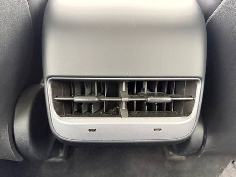 Used 2022 Tesla Model 3 RWD image 16
