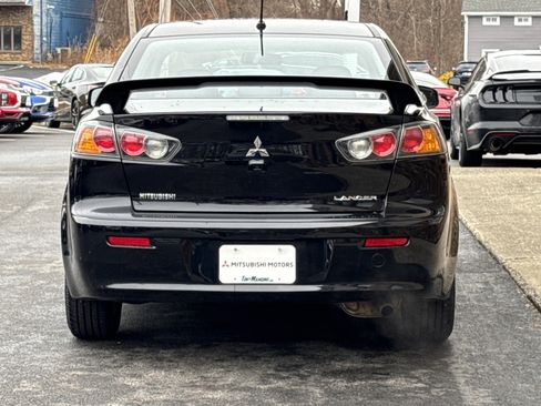 Used 2017 Mitsubishi Lancer ES image 3