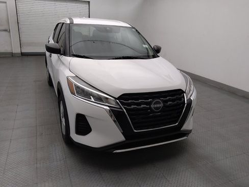 Used 2024 Nissan Kicks S FWD image 14