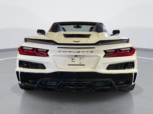 Used 2023 Chevrolet Corvette Z06 w/ Stealth Interior Trim Package image 6