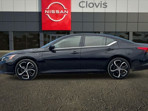 Used 2024 Nissan Altima 2.5 SR FWD image 6