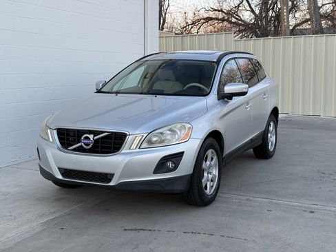 Used 2010 Volvo XC60 3.2 image 3