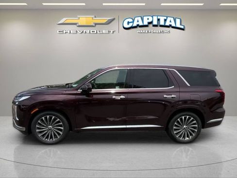 Used 2024 Hyundai Palisade Calligraphy AWD/4WD image 2