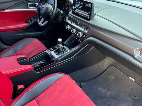 Used 2024 Acura Integra A-Spec image 18