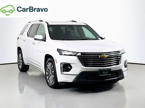 Certified 2023 Chevrolet Traverse Premier image 1