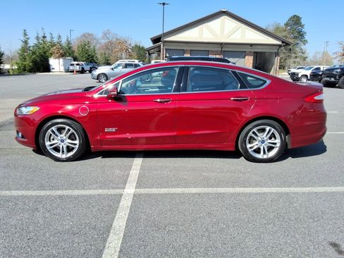 Used 2016 Ford Fusion Energi Titanium w/ Driver Assist Package image 8