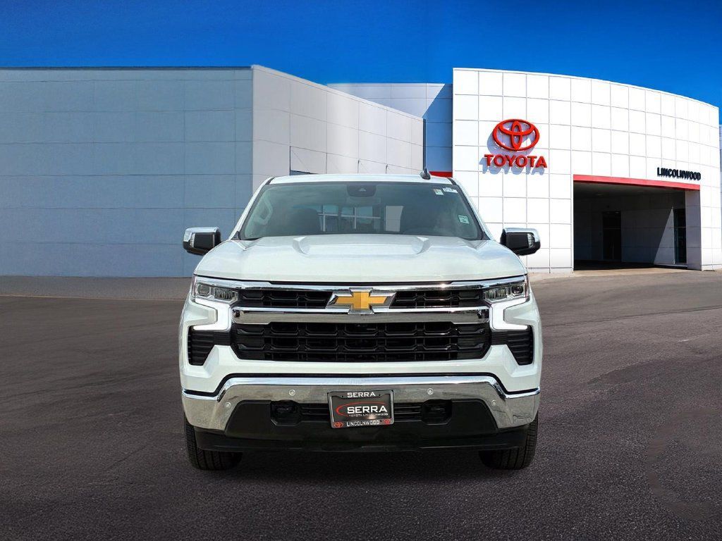 Used 2025 Chevrolet Silverado 1500 LT w/ All Star Edition Plus RWD image 4