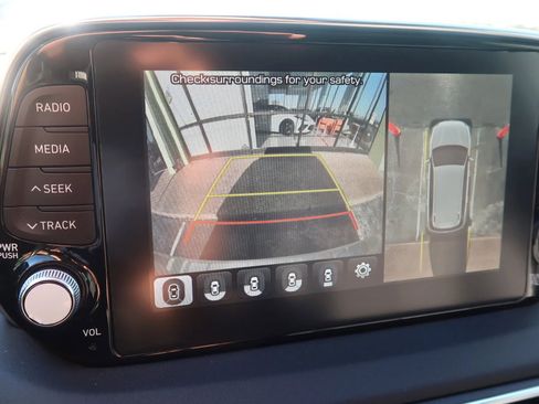 Used 2020 Hyundai Santa Fe Limited image 36