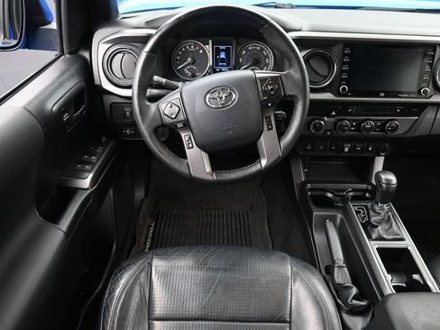 Used 2020 Toyota Tacoma SR5 image 13