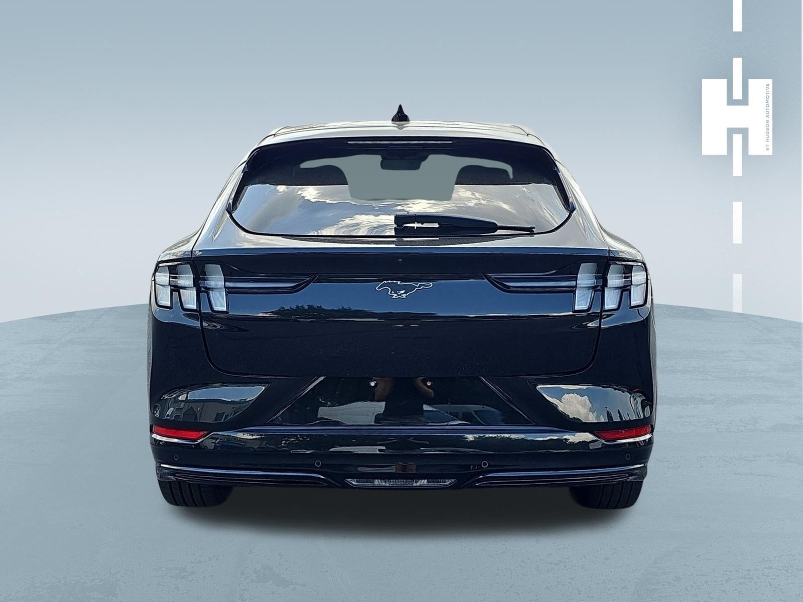 Used 2022 Ford Mustang Mach-E Premium RWD image 4