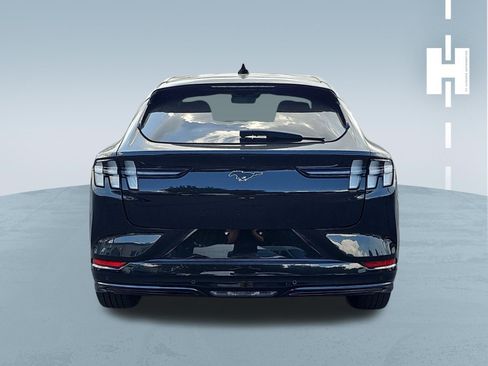 Used 2022 Ford Mustang Mach-E Premium RWD image 4