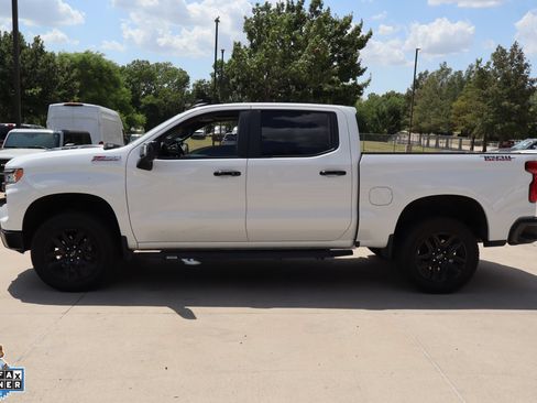 Used 2025 Chevrolet Silverado 1500 LT Trail Boss w/ LT Trail Boss Premium Package AWD/4WD image 7