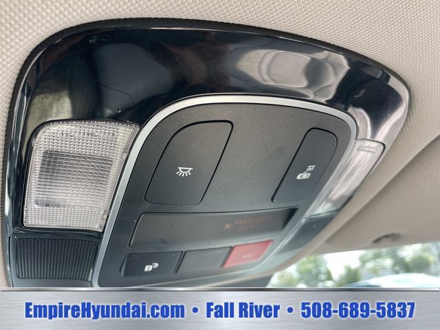 Used 2025 Hyundai Sonata SEL FWD image 25