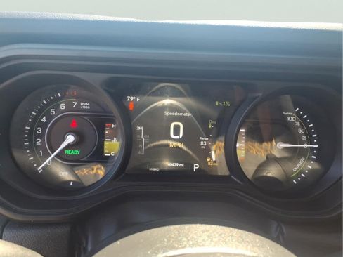 Used 2024 Jeep Wrangler Unlimited Sahara AWD/4WD image 29
