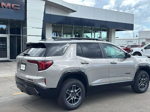 New 2026 GMC Terrain AT4 w/ LPO, Black Badging Package AWD/4WD image 7