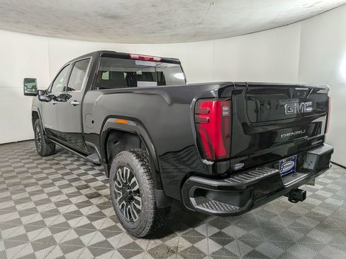 New 2026 GMC Sierra 3500 Denali Ultimate image 4