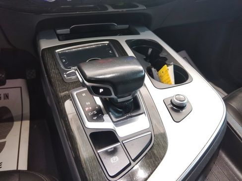 Used 2019 Audi Q7 2.0T Premium w/ Convenience Package AWD/4WD image 23