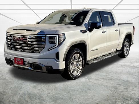 Used 2024 GMC Sierra 1500 Denali image 1