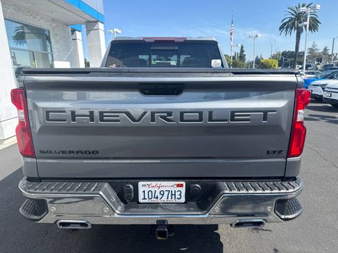 Used 2021 Chevrolet Silverado 1500 LTZ AWD/4WD image 9