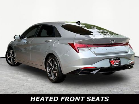 Used 2021 Hyundai Elantra Limited FWD image 4