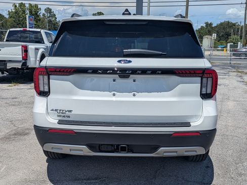 New 2026 Ford Explorer Active w/ Active Comfort Package RWD image 5