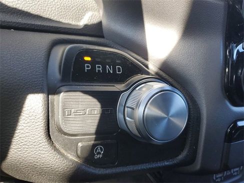 Used 2024 RAM 1500 Laramie image 30