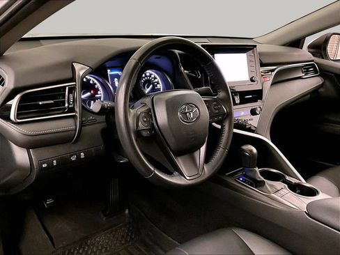 Used 2023 Toyota Camry SE FWD image 12