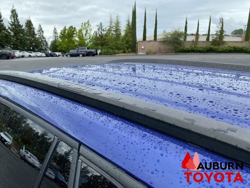 Used 2024 Toyota Corolla Cross AWD Hybrid image 8
