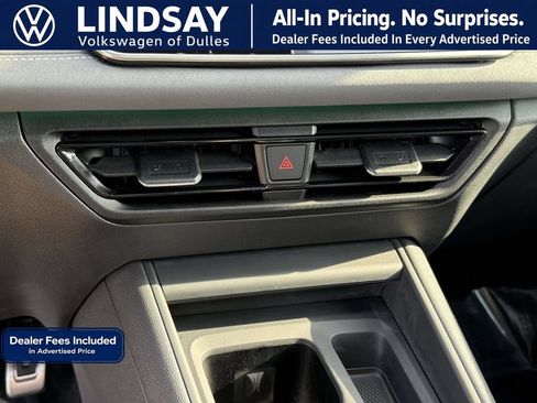 Used 2025 Volkswagen Tiguan SE R-Line AWD/4WD image 19